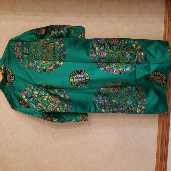 Kimono - Picture 2 of 3